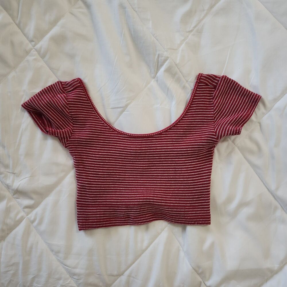 Forever 21 Red/White Striped Crop Top Size S